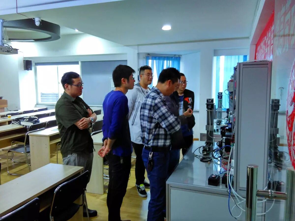 PLC学习选三菱还是西门子好